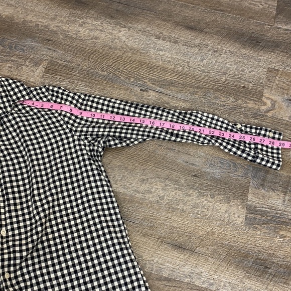 H&M Regular Fit Large Button Up - Picture 7 of 10